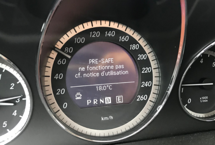 Voyant Pre Safe Mercedes Benz fonctionnement limité